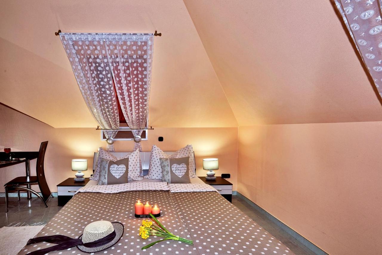 Vintiamo Apartmanok Egerszalók Extérieur photo
